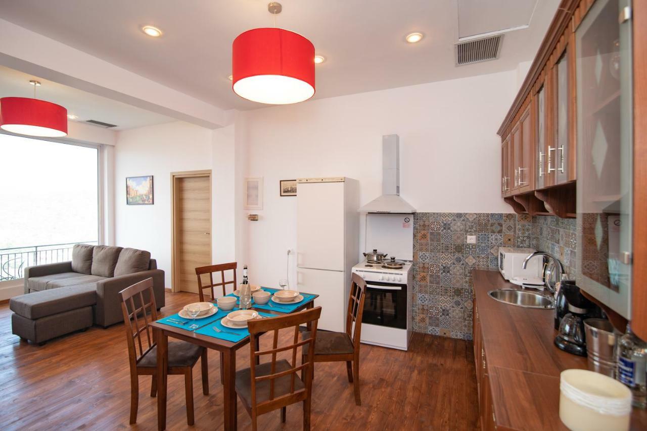 Calypso Apartments 바티 외부 사진