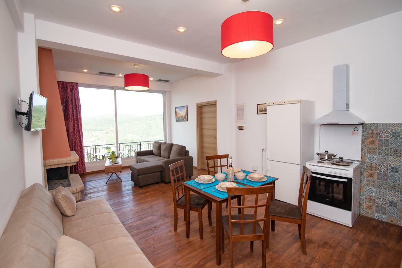 Calypso Apartments 바티 외부 사진
